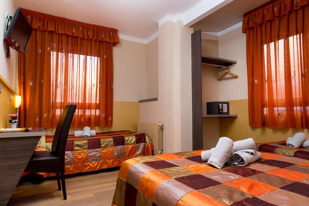 Hostal Barcelona Zewnętrze zdjęcie